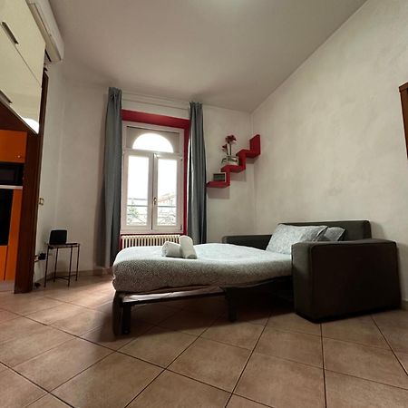 Comfy Apartment In Lecco 2 Buitenkant foto