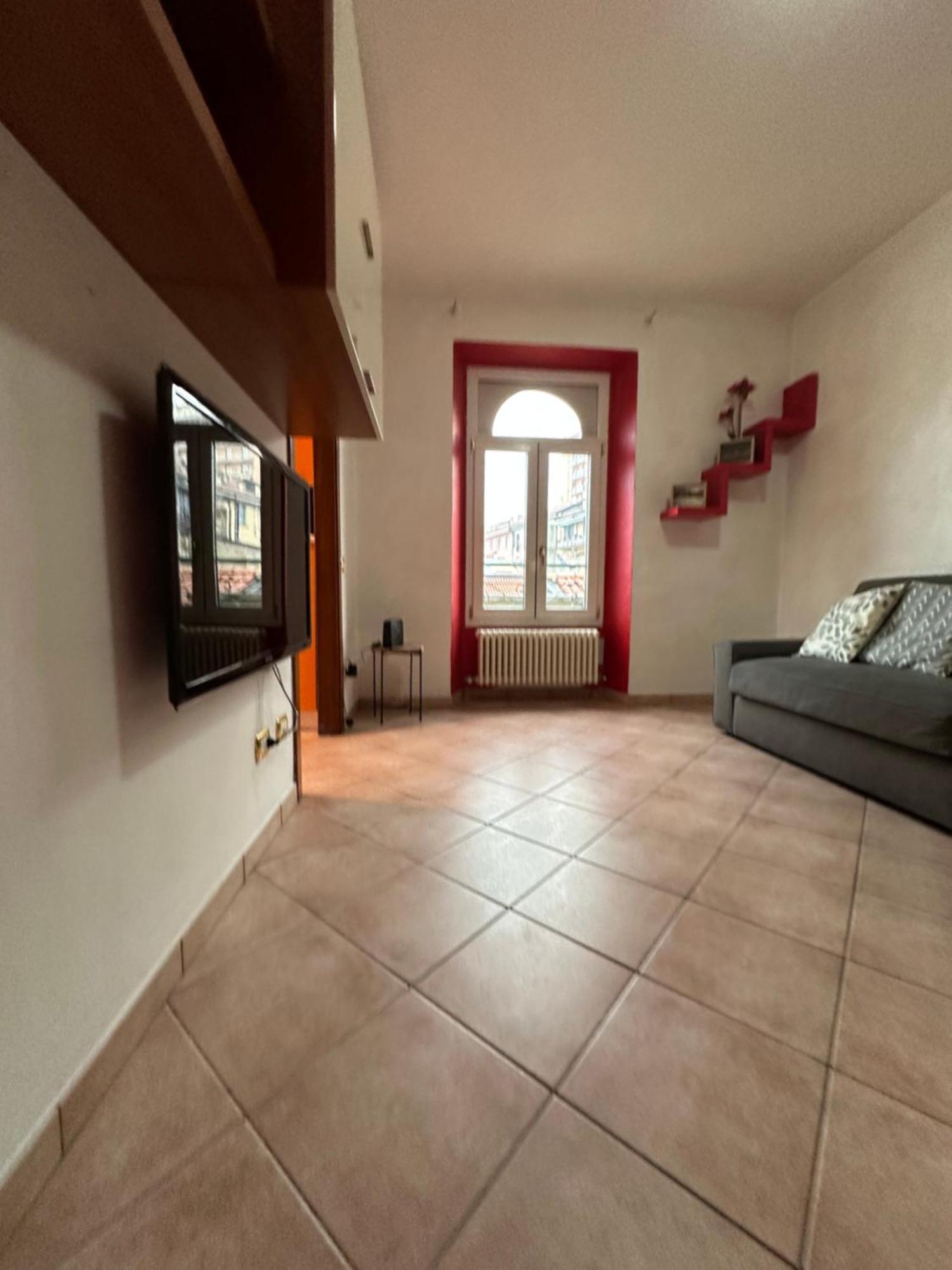 Comfy Apartment In Lecco 2 Buitenkant foto